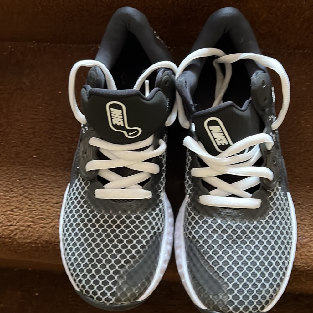 Nike Mens Black&White Sneakers. Nice . Worn only once.